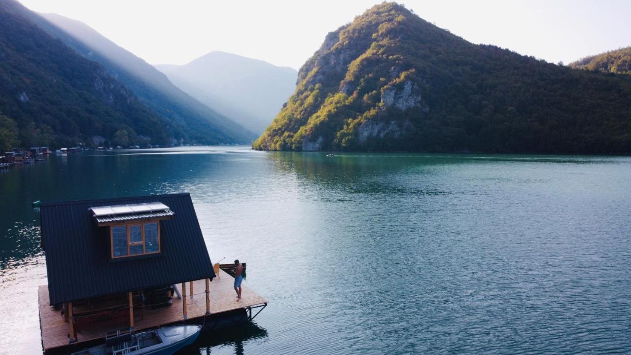Lake House Perucac Rastiste 外观 照片